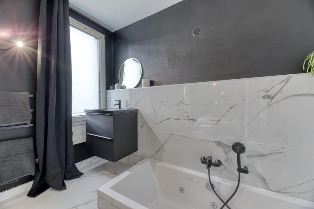 Appartement Balneo Centre Rouen Bagian luar foto